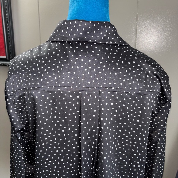 Gloria Vanderbilt Black and White Polka Dot women’s Shirt. - Picture 12 of 16